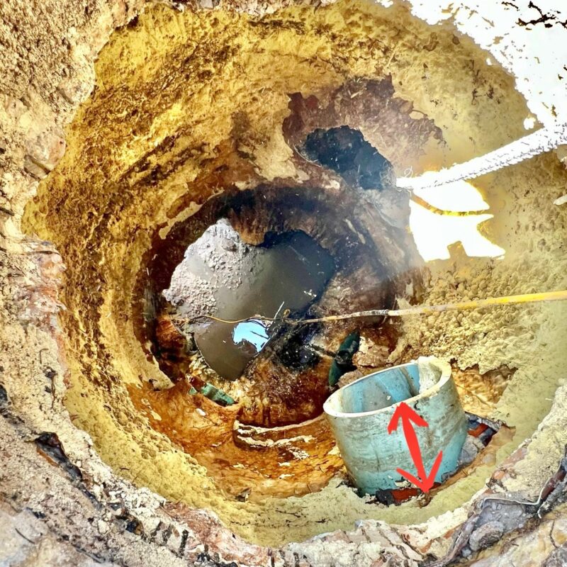Manhole with severe corrosion and substrate loss before rehabilitation